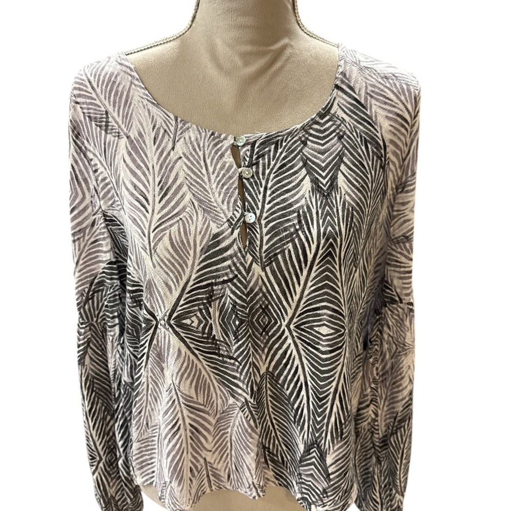 Lovestitch Black and White Buttoned Blouse